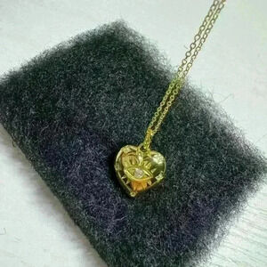 NWT Gold heart necklace with zirconia